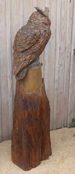 eule uhu motors�ge kettens�ge schnitzen holz kunst holzwerker