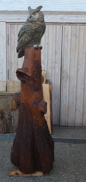 eule uhu motors�ge kettens�ge schnitzen holz kunst holzwerker