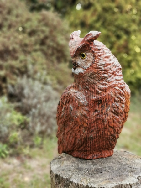 eule uhu motors�ge kettens�ge schnitzen holz kunst holzwerker