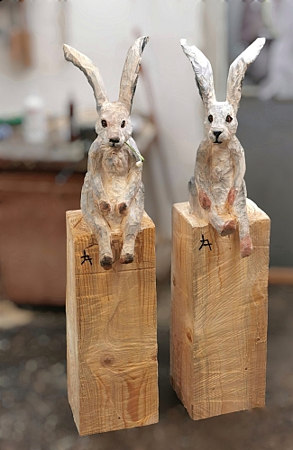 feldhase Hase rabitt holzwerker brown hare chainsaw motors�ge kettens�ge jochen adam